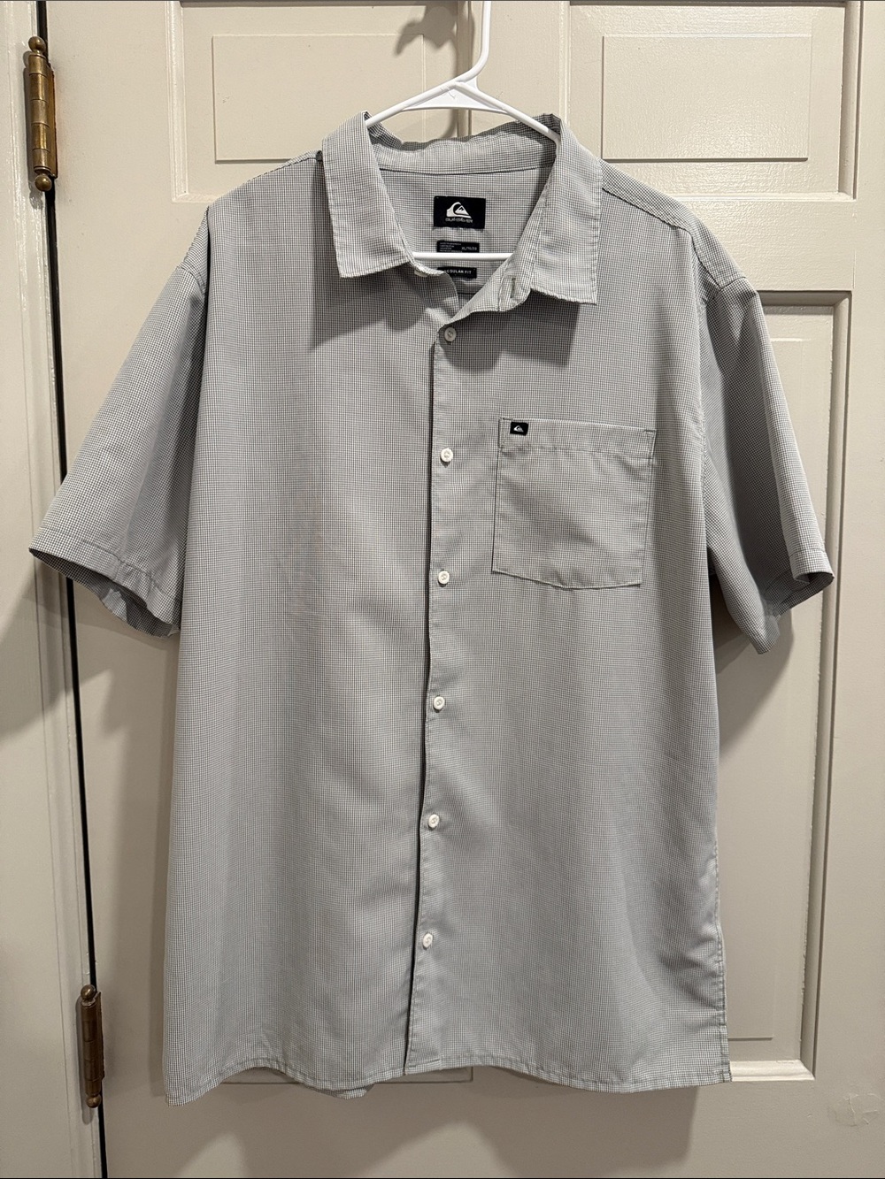 Quiksilver Men's Goff Cove 2 Regular Fit Button Up Shirt Grey Check Size XL